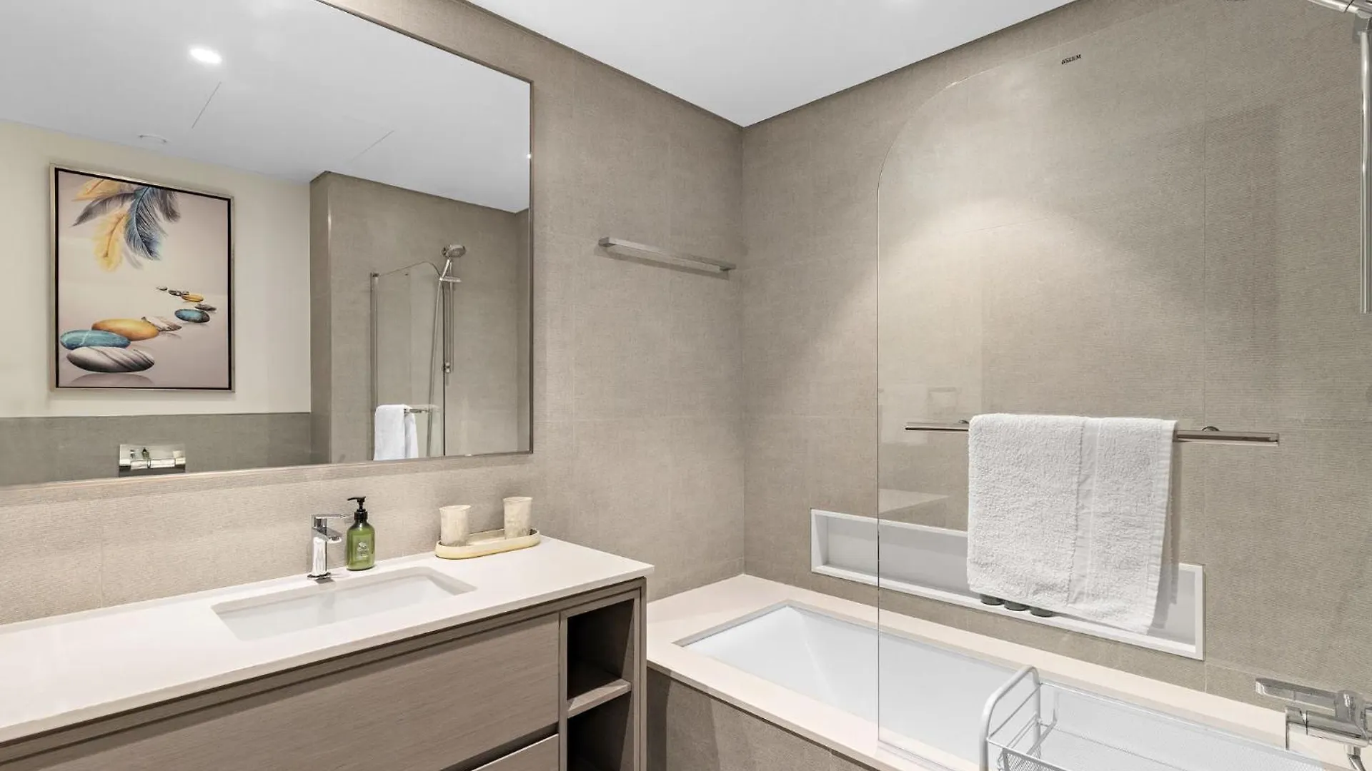 Vayk - The Burj Diamond Fountain View - Grande Signature Residence - Downtown In Dubai - 2Br Apartment